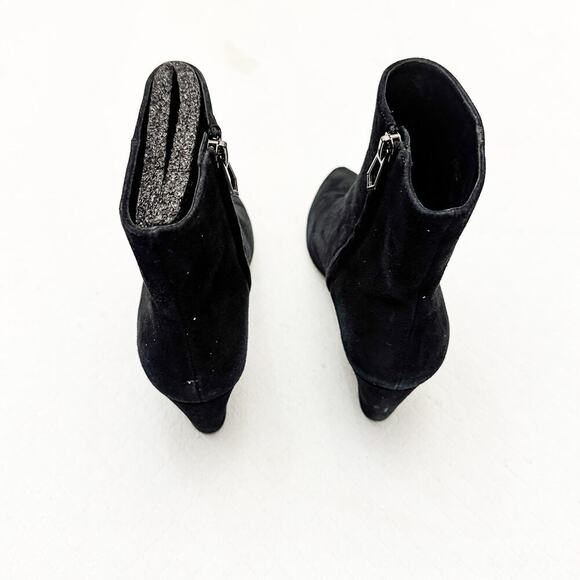 Botkier Sasha Booties Almond Toe Black Suede Leather Block Heel Size 7 - Picture 2 of 6